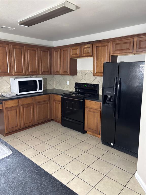 Building Photo - 1410 Bergin Ct