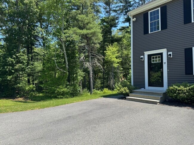 Building Photo - 59 Wenham Rd