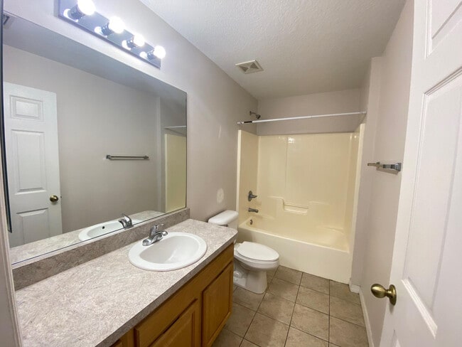 Building Photo - 1406 Wood Duck Ln