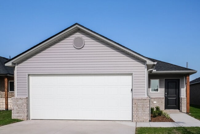 Building Photo - 12825 Torretta Wy