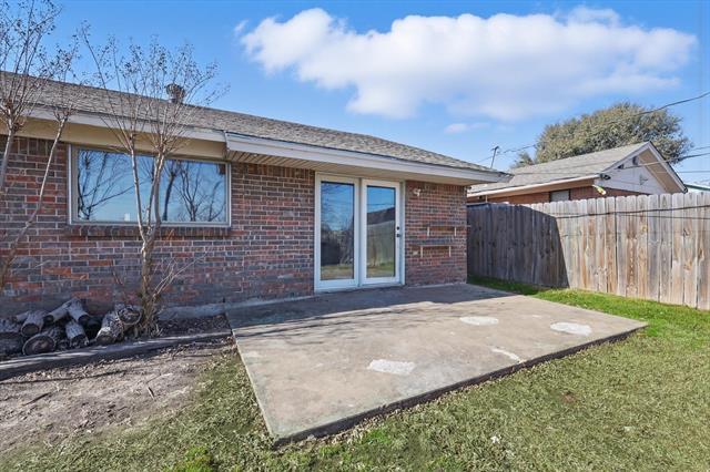 Building Photo - 2925 Portales Dr