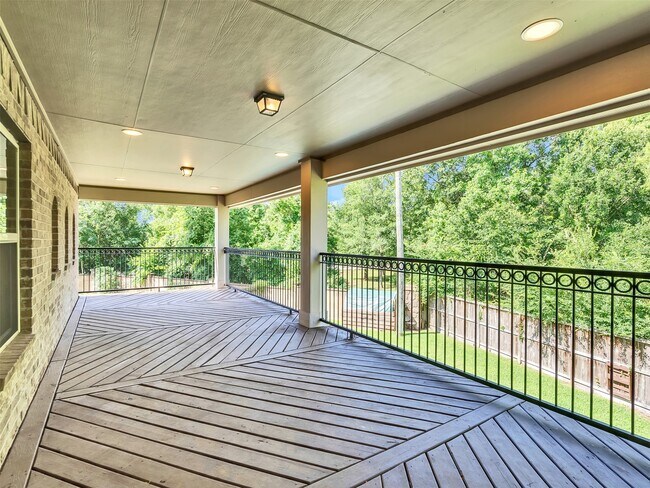 Building Photo - 5227 Preserve Park Dr