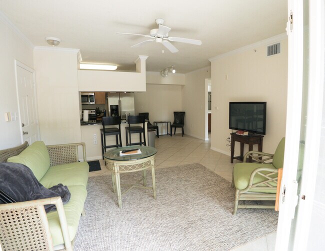 Building Photo - 6386 Emerald Dunes Dr