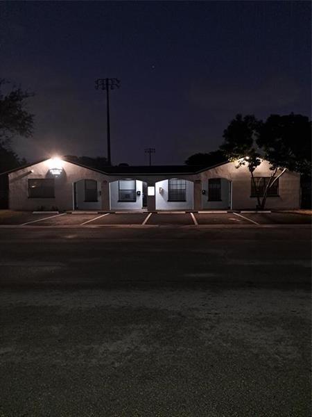 Building Photo - 980 SW 76th Ave