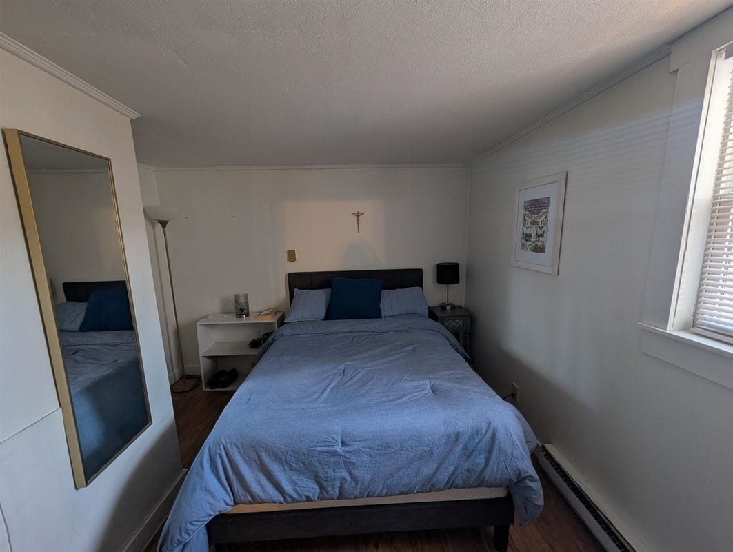 Building Photo - 73 Highland St