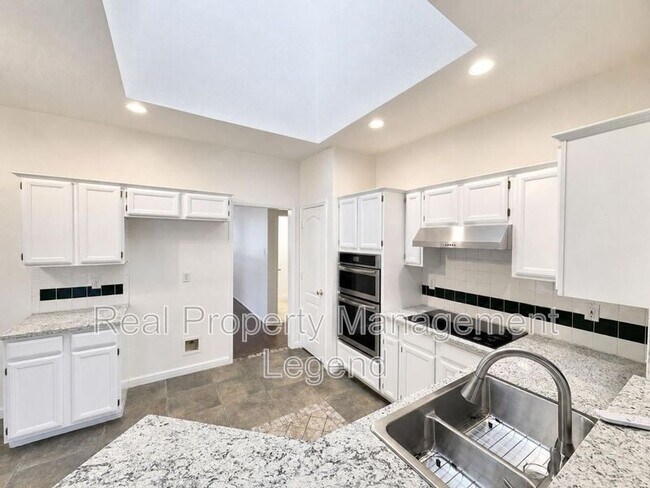 Building Photo - 9518 Prestmont Pl