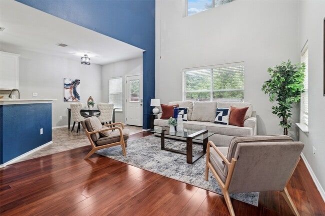 Building Photo - 8601 Forest Highlands Dr