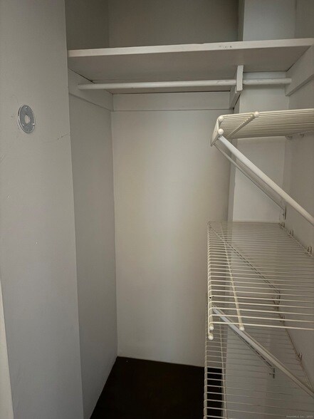 Building Photo - 259 Old Whitfield St