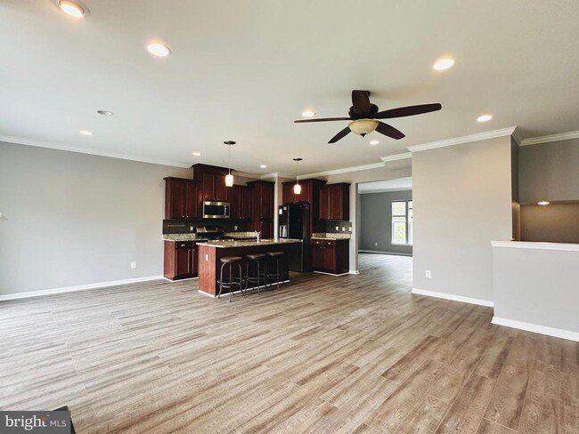 Building Photo - 106 Notions Ct
