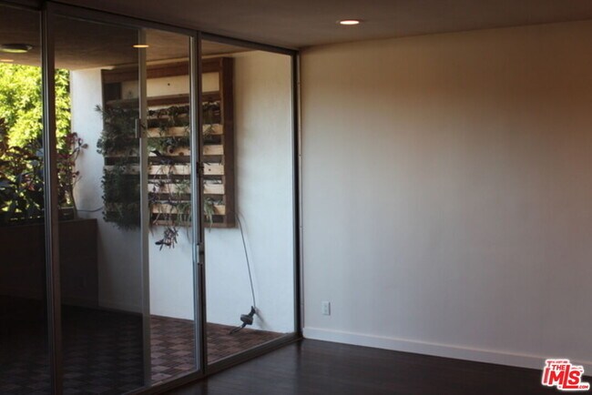 Building Photo - 11044 Ophir Dr