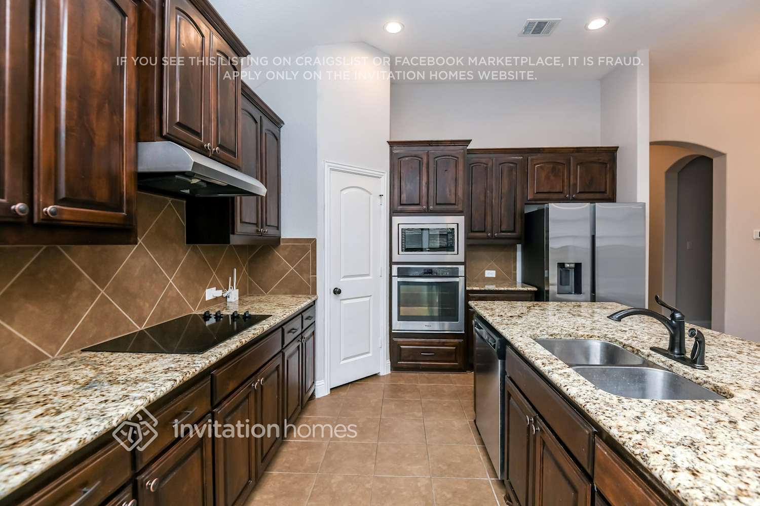 Building Photo - 212 Buckskin Dr