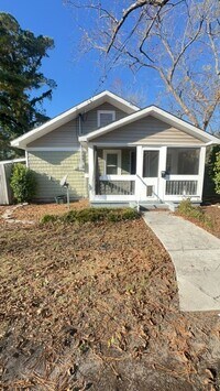 Building Photo - 504 A St