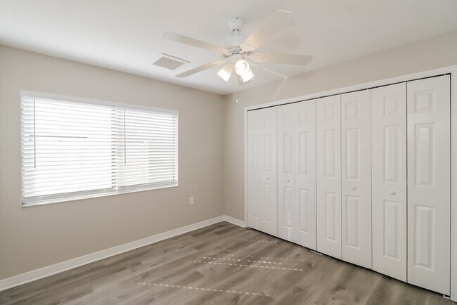 Building Photo - 13700 Whitby Rd