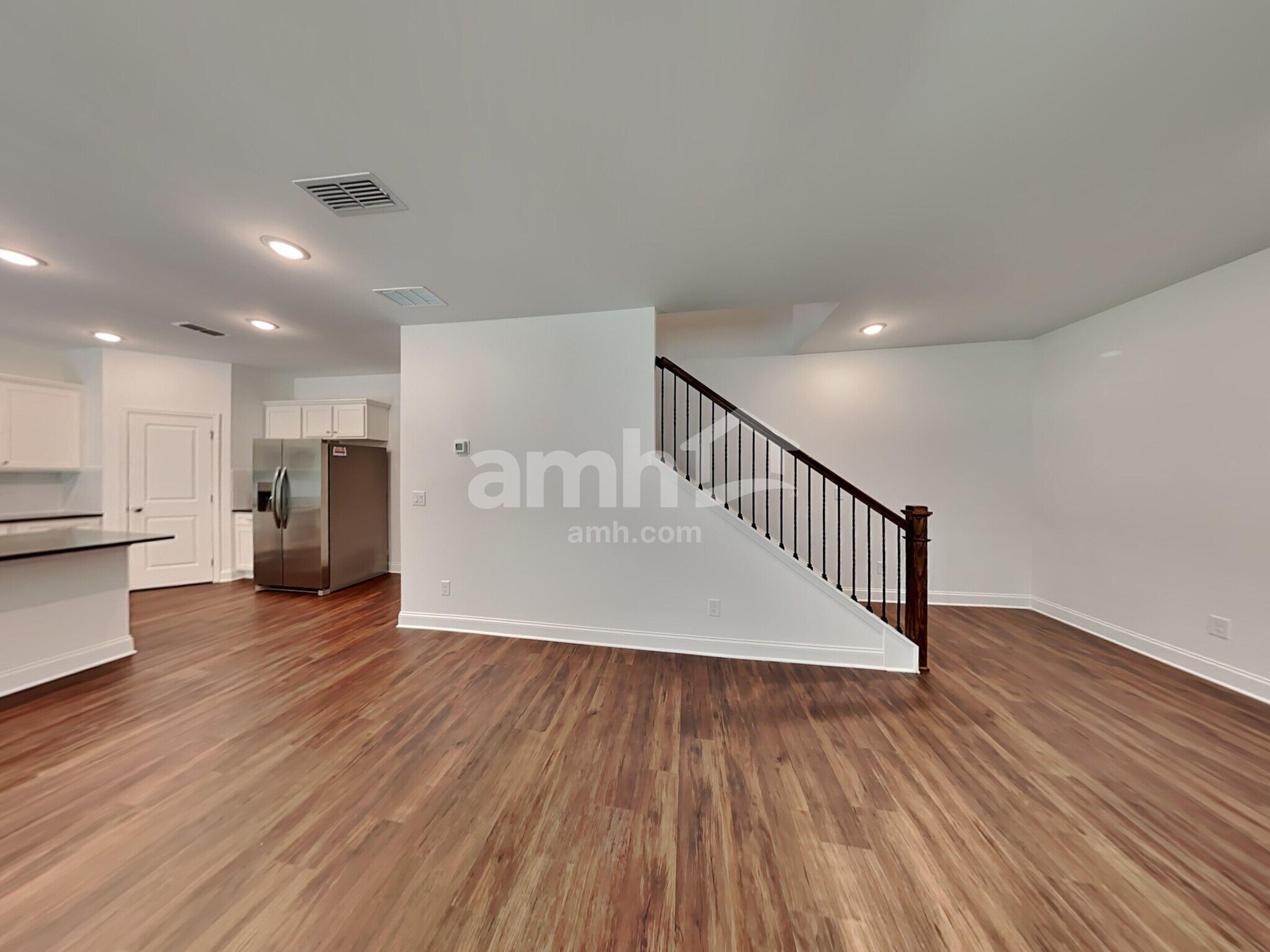 Building Photo - 189 Spruce Cir