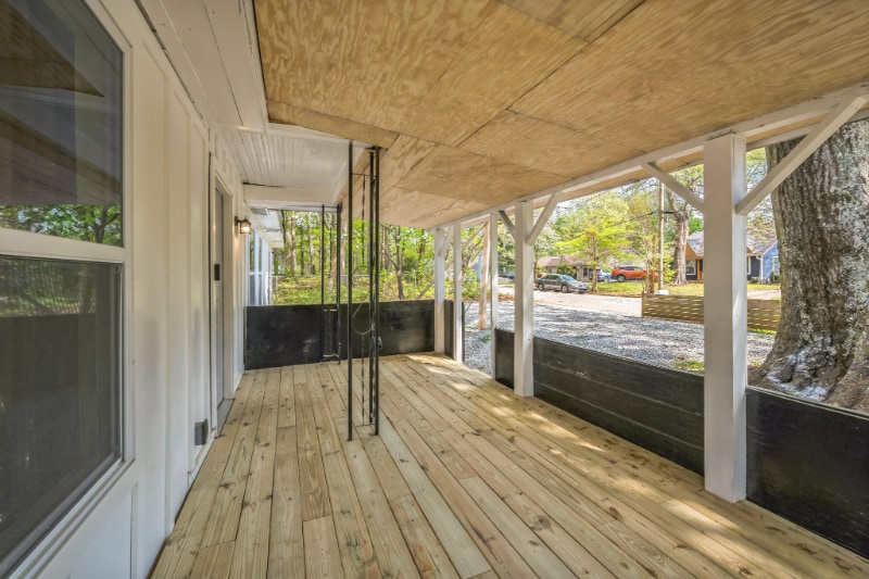 Building Photo - 364 Adelle St SE