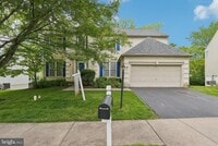 Building Photo - 51 Knickerbocker Ln