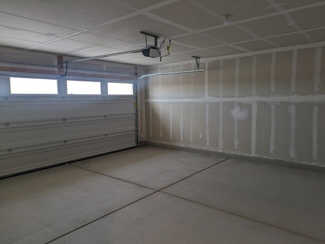 Building Photo - 1346 W Toltec Dr