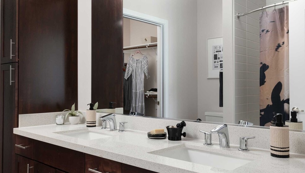 Building Photo - 5705 Diehl Trail