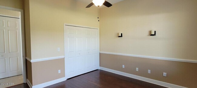 Building Photo - 802 Westwood Dr