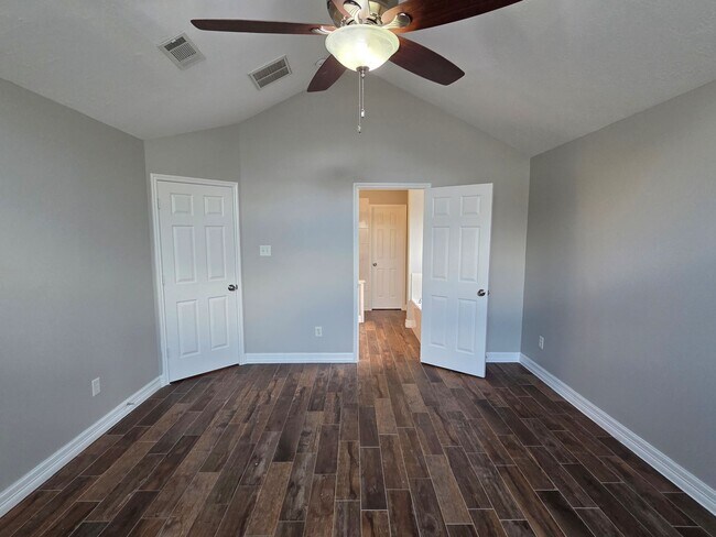 Building Photo - 8214 Point Pendleton Dr