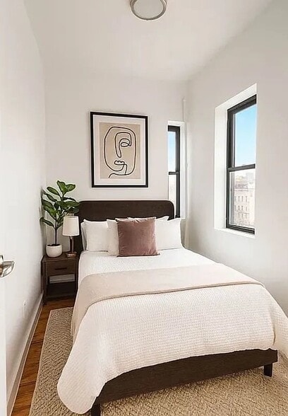 Building Photo - 126 Elizabeth St