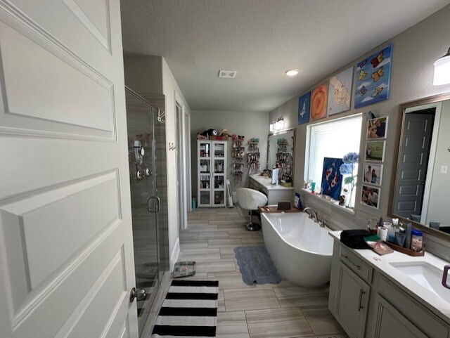 Building Photo - 402 San Donato Dr