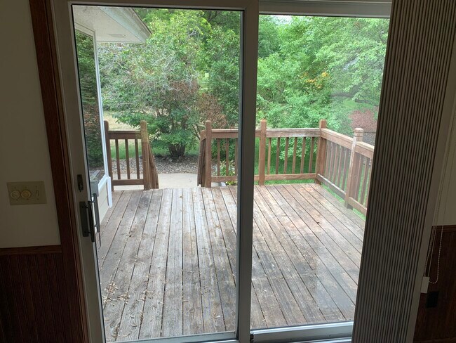 Building Photo - 13694 Fordham Ave