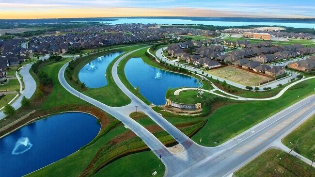 Building Photo - 1726 Cherub Cheer Row