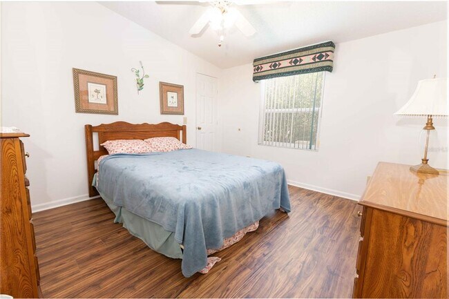 Building Photo - 1159 Paradise Dr
