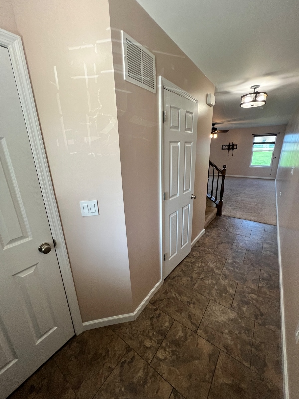 Building Photo - 820 Harbor Woods Dr