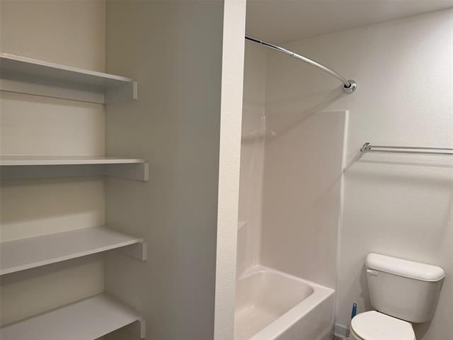 Building Photo - 511 Wood Dr