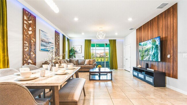 Building Photo - 7219 Oakmoss Loop