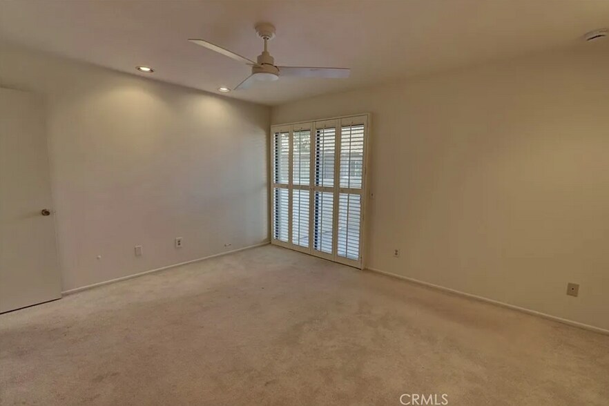 Building Photo - 8566 Larkhall Cir