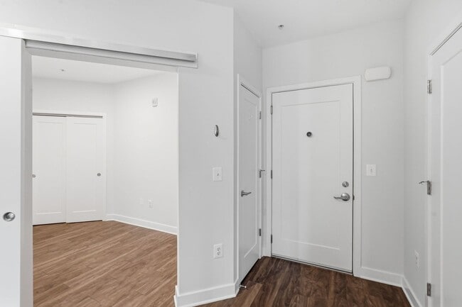 Building Photo - Experience modern living in this beautifully appointed junior one-bedroom/studio featuring an ope...