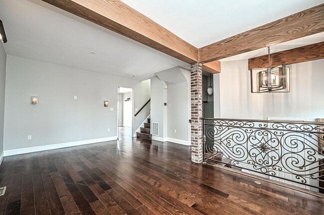 Building Photo - 44171 Paget Terrace