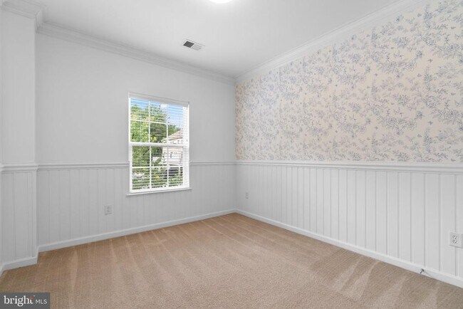 Building Photo - 7597 Taunton Ct