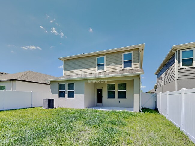 Building Photo - 4607 Reisswood Lp