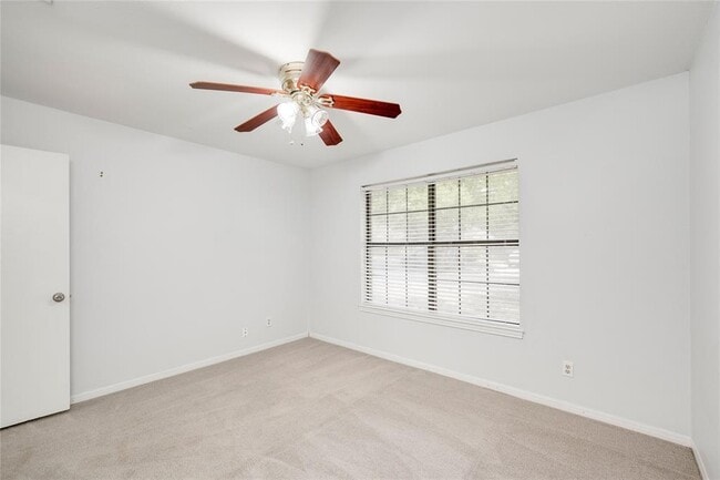 Building Photo - 1708 Wild Horse Ln