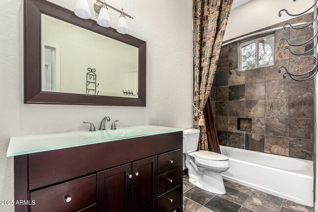 Building Photo - 15211 E Staghorn Dr