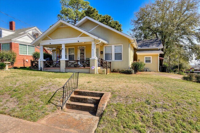 Primary Photo - 1011 Georgia Ave