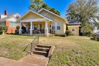 Building Photo - 1011 Georgia Ave