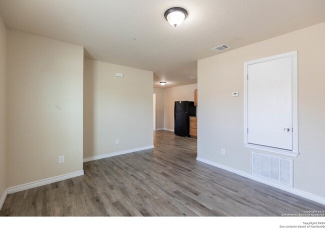 Building Photo - 8111 Landing Ave
