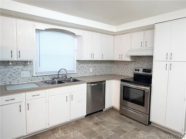 Building Photo - 263 Fruitwood Terrace