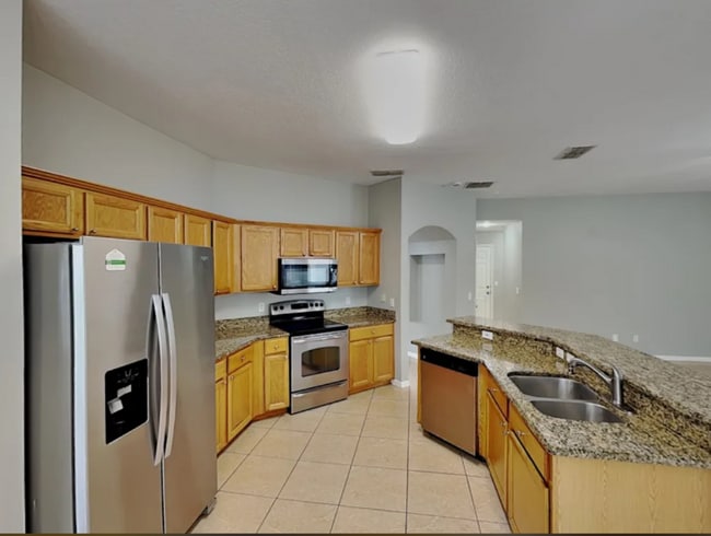 Building Photo - 5096 Hook Hollow Cir