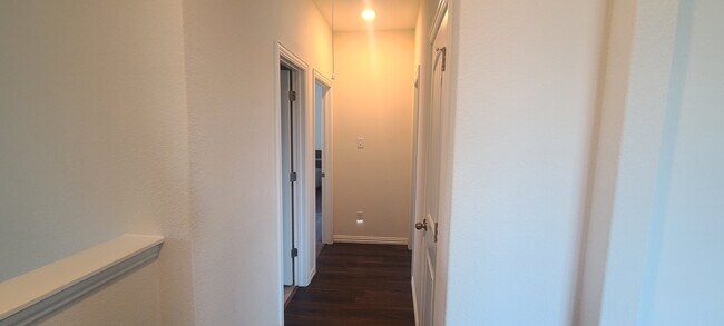 Building Photo - 5801 Antioch Cv