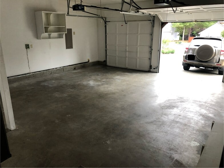 Building Photo - 10918 Crocus Pl NW