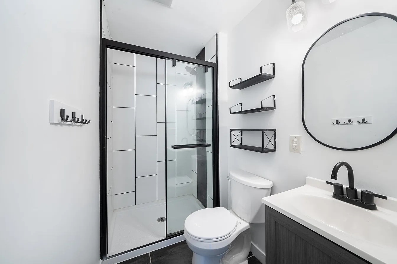 Building Photo - 14011 E Watson St