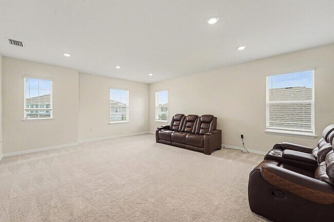 Building Photo - 3221 Living Coral Dr