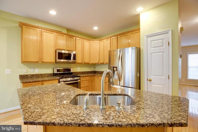 Building Photo - 4609 Fair Valley Dr