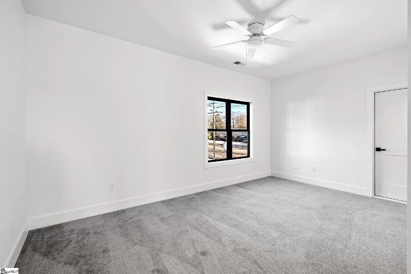 Building Photo - 112 Lepak Ln
